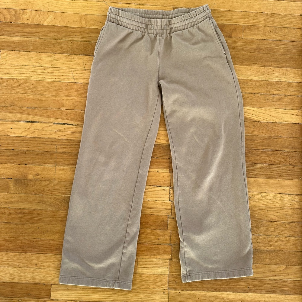 Aritzia TNA CozyAF Fleece Straight Leg Sweatpants Taupe M Neutral Lounge - Picture 2 of 5